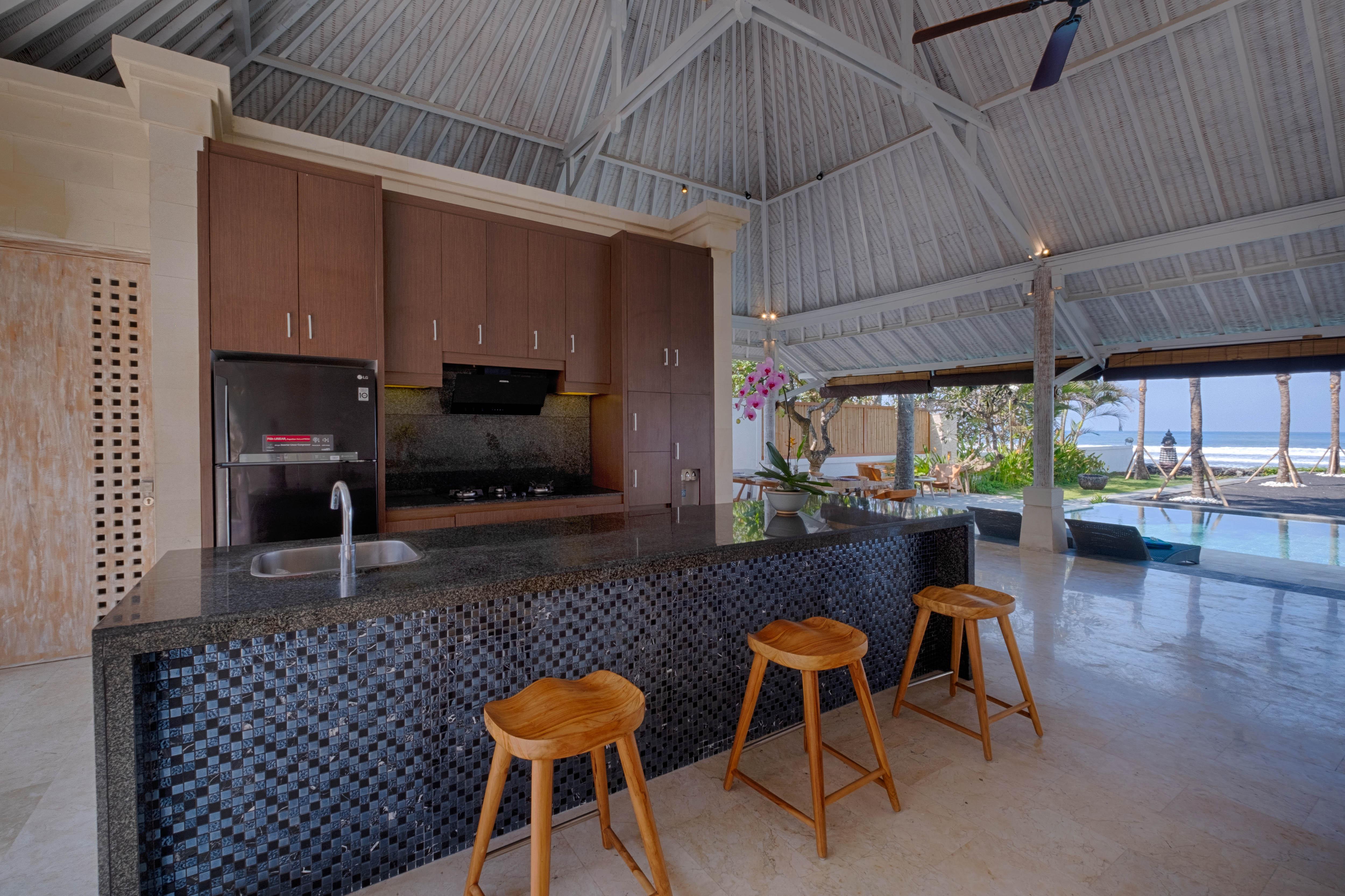 Kutus Kutus Saba Beach Villa Сукавати Экстерьер фото
