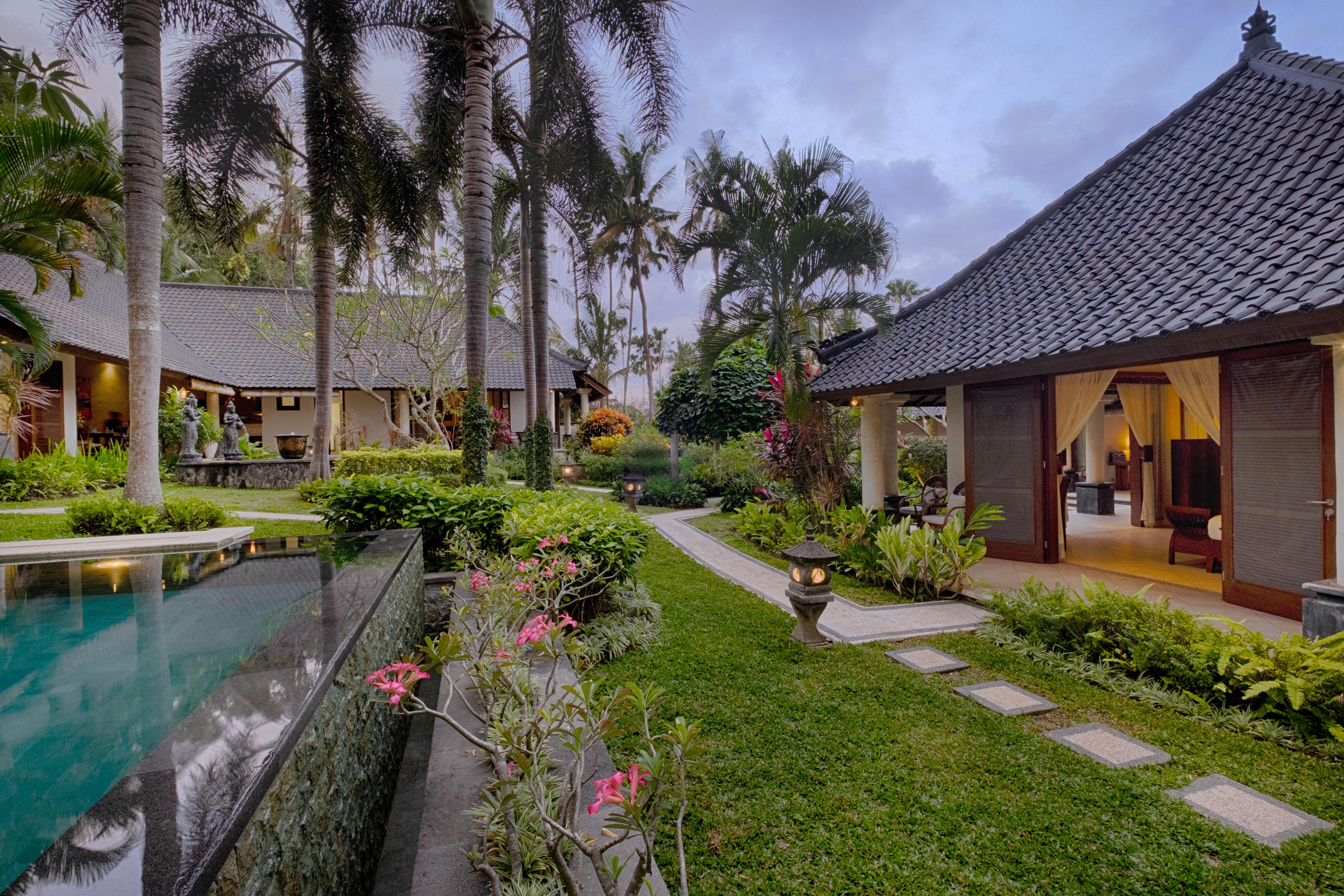 Kutus Kutus Saba Beach Villa Сукавати Экстерьер фото