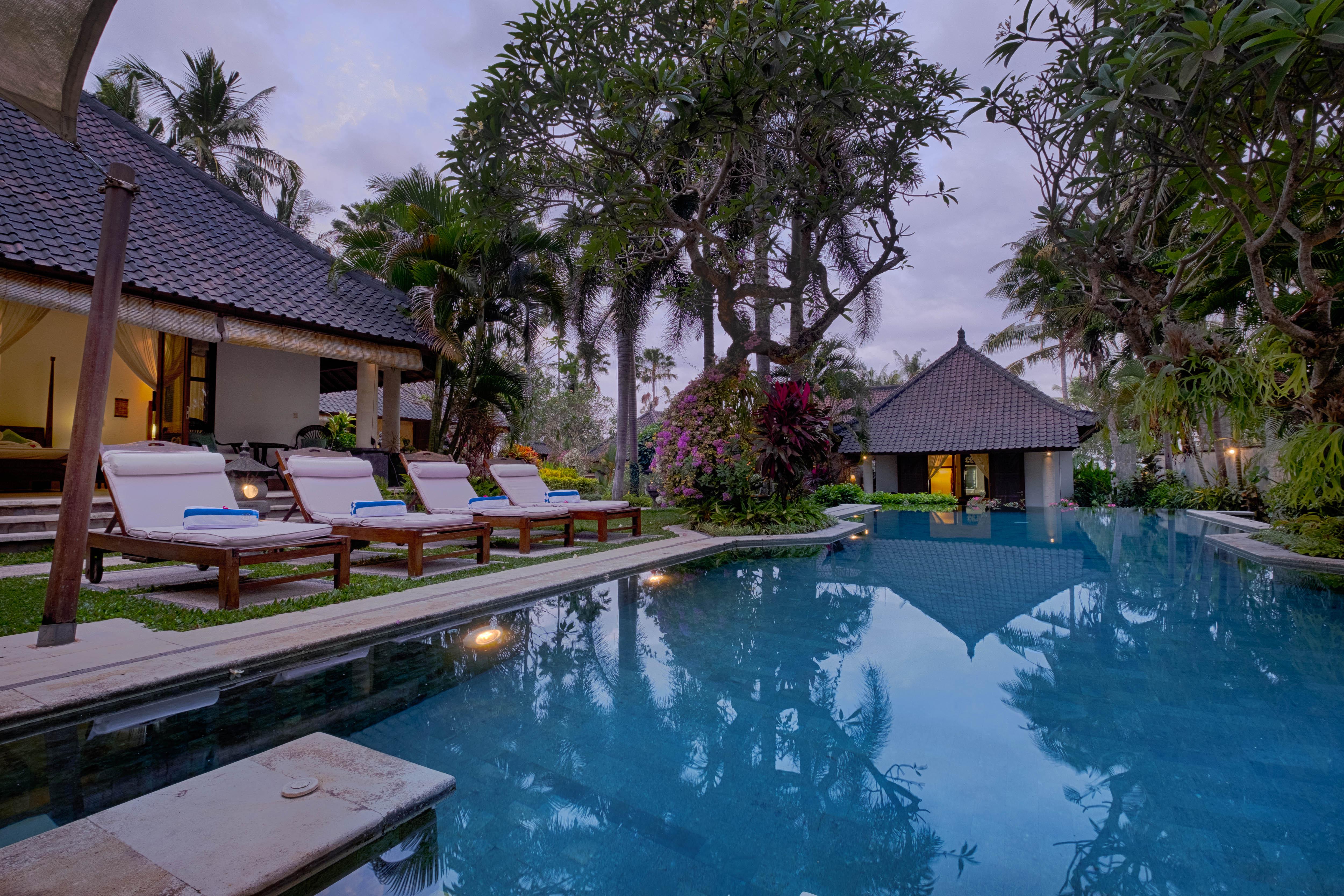 Kutus Kutus Saba Beach Villa Сукавати Экстерьер фото